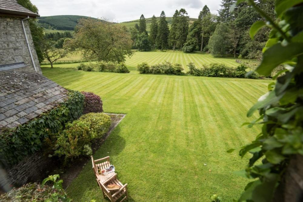 Westerkirk Mains Villa Bentpath Exterior photo